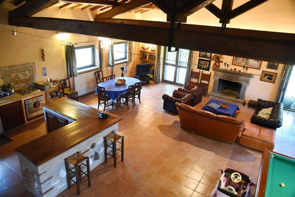 Casa Vacanze Vigna Di Valle Bracciano  Bilik gambar