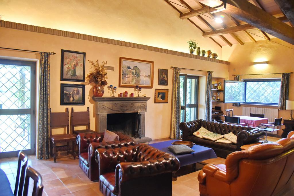 Casa Vacanze Vigna Di Valle Bracciano  Bilik gambar