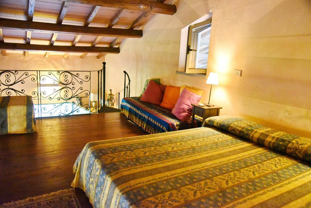 Casa Vacanze Vigna Di Valle Bracciano  Bilik gambar