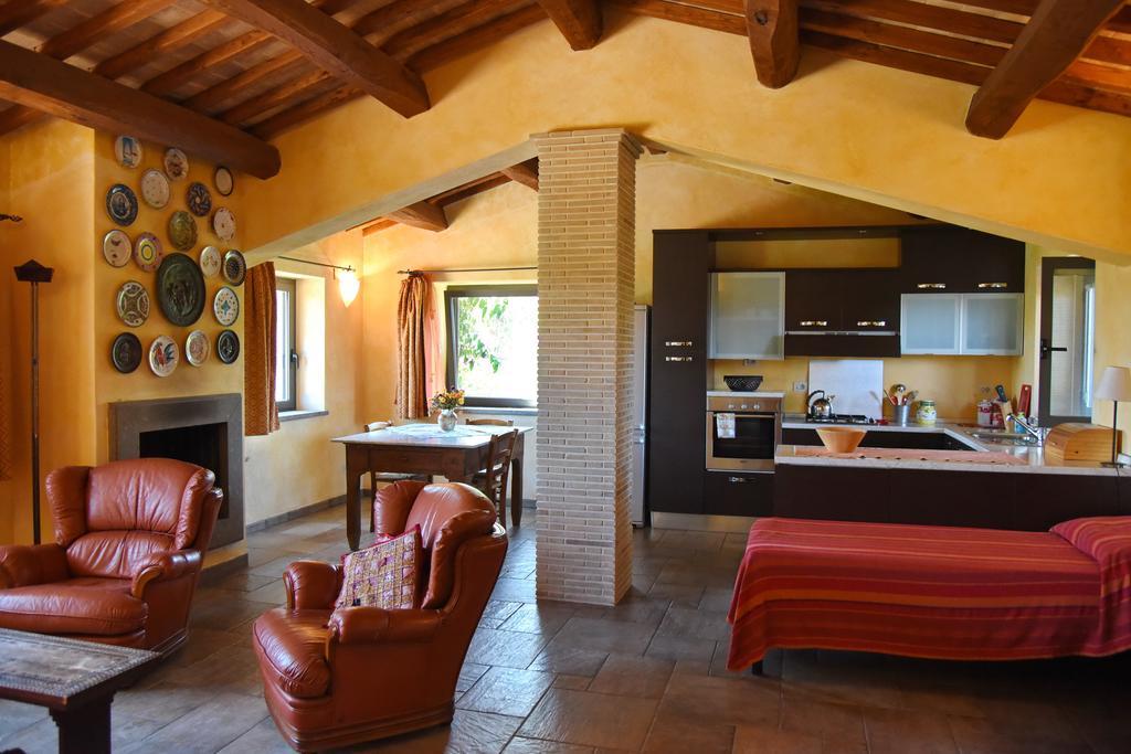 Casa Vacanze Vigna Di Valle Bracciano  Bilik gambar