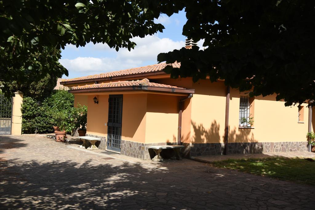 Casa Vacanze Vigna Di Valle Bracciano  Bilik gambar