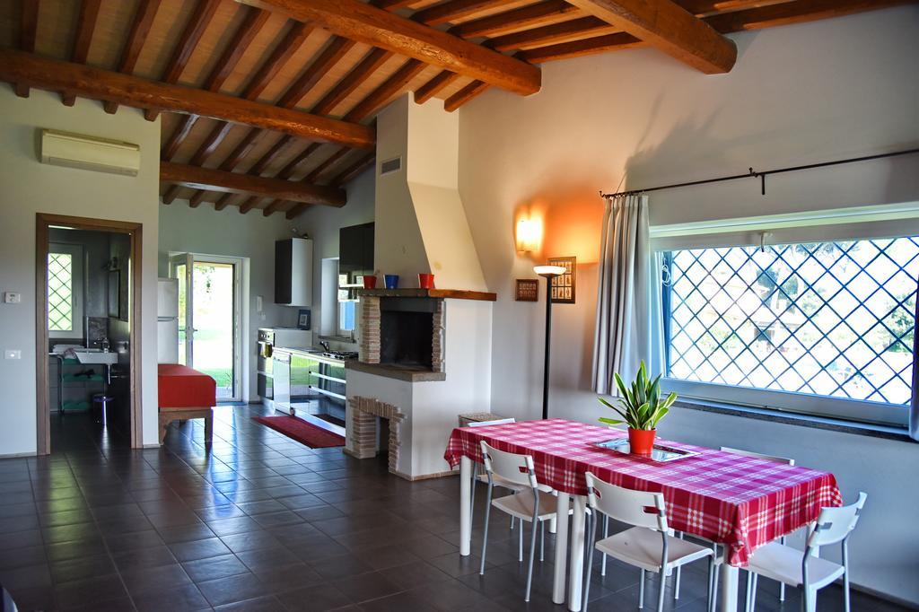 Casa Vacanze Vigna Di Valle Bracciano  Bilik gambar