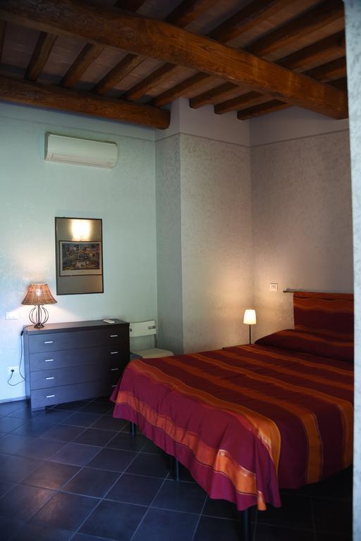 Casa Vacanze Vigna Di Valle Bracciano  Bilik gambar
