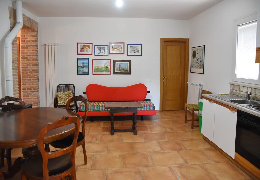 Casa Vacanze Vigna Di Valle Bracciano  Bilik gambar